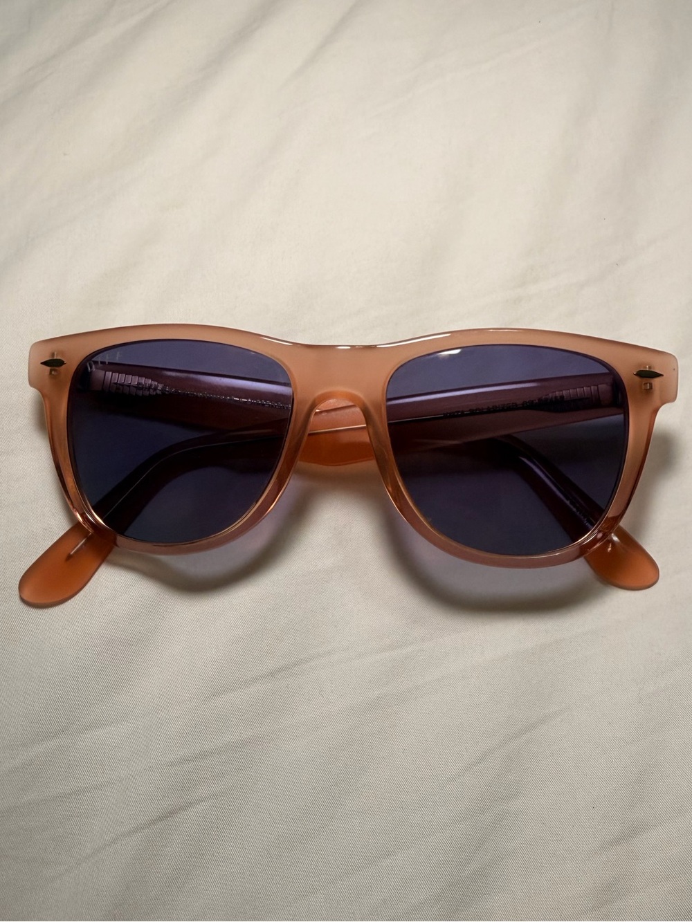 Diff Eyewear Kota Polarized Peach Frame Sunglasses